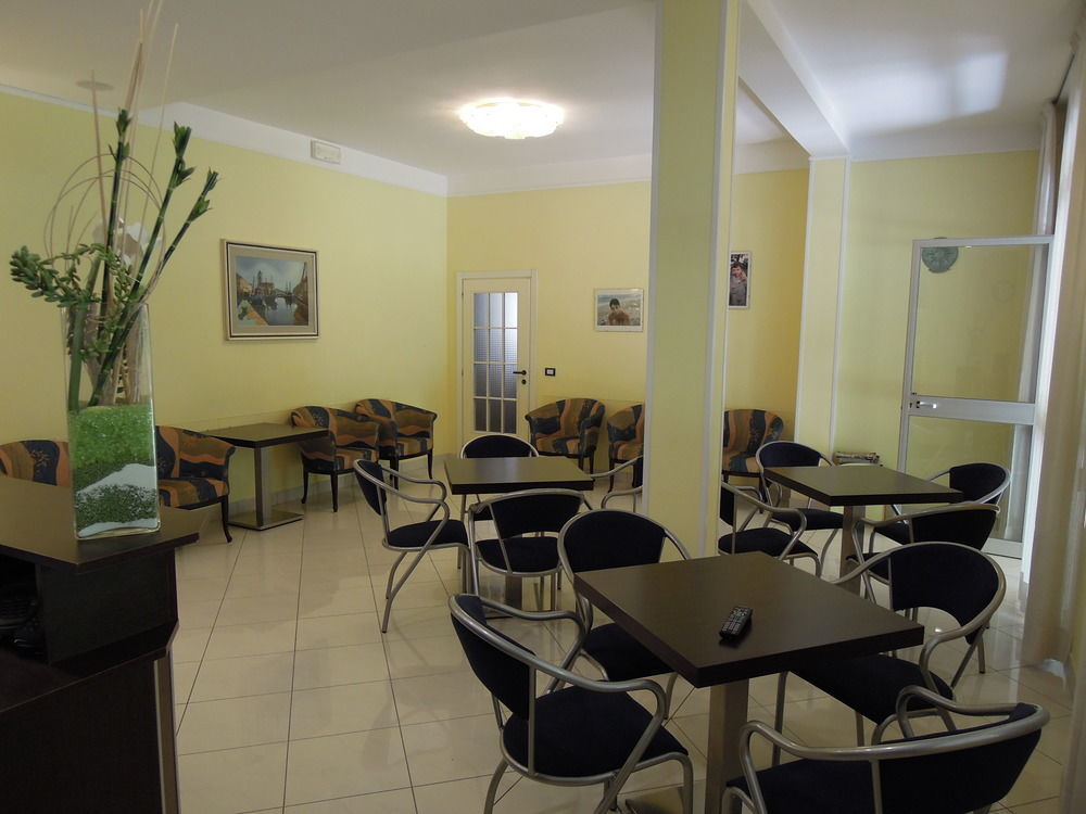 צ'סנטיקו Hotel Rio מראה חיצוני תמונה