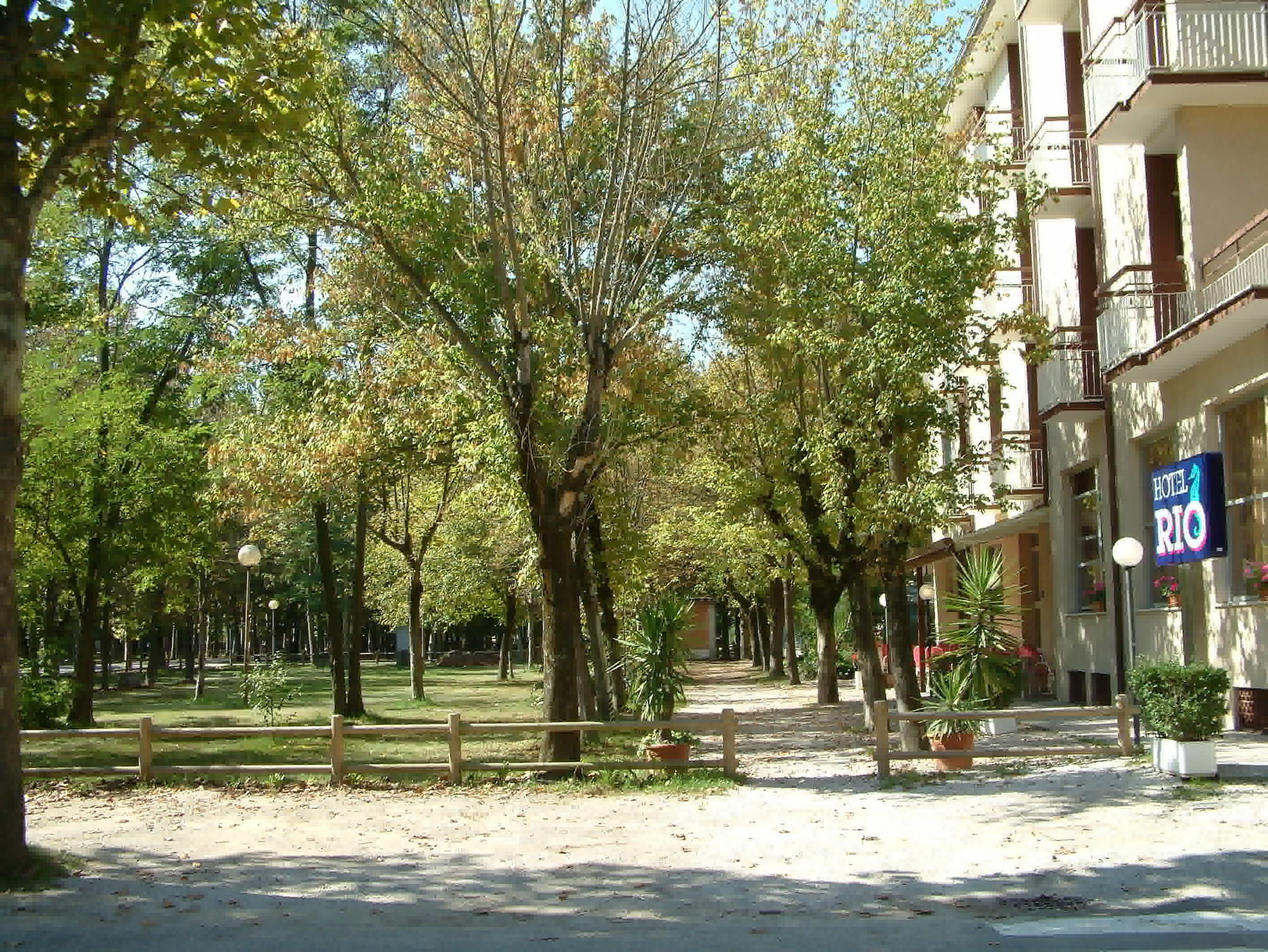 צ'סנטיקו Hotel Rio מראה חיצוני תמונה